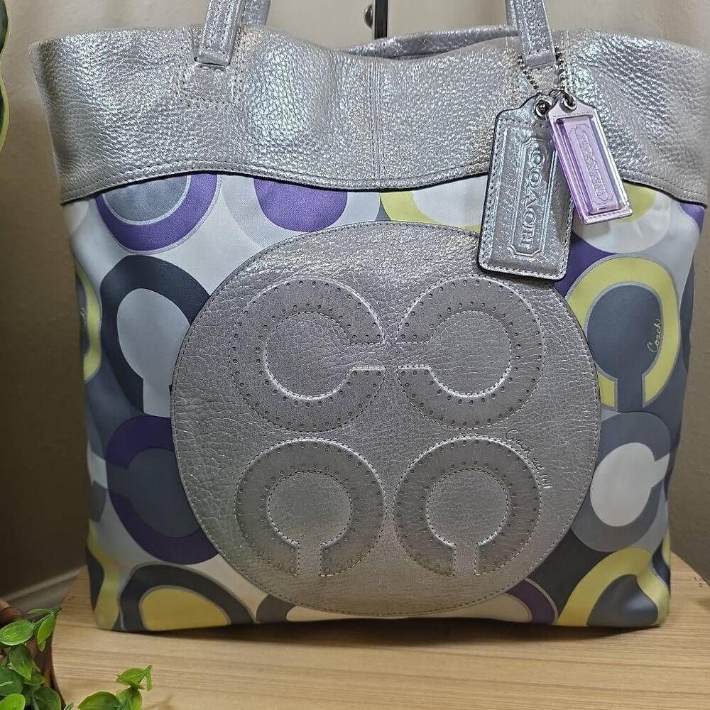 Coach Julia Op Art Signature Tote | Matching Wallet - Picture 3 of 16